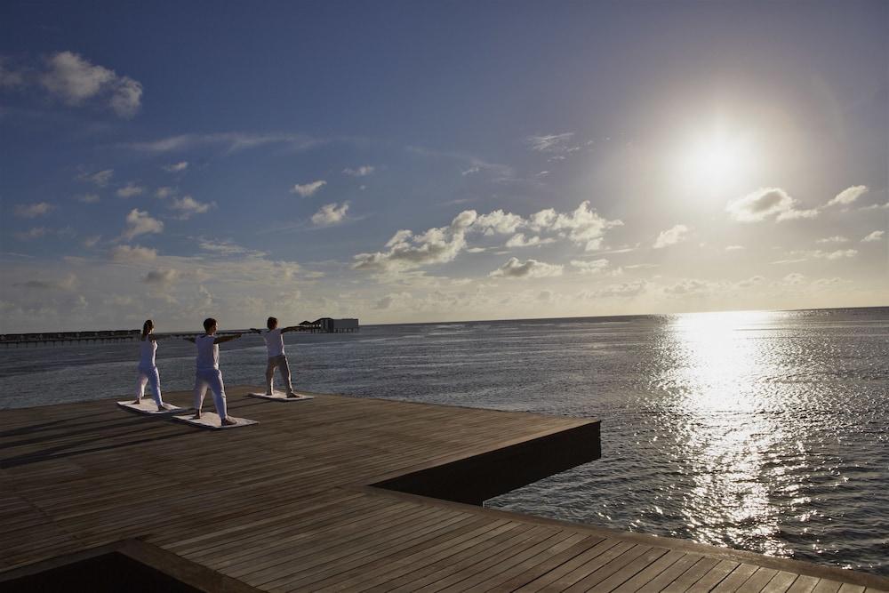 The Residence Maldives Dhigurah  Екстериор снимка